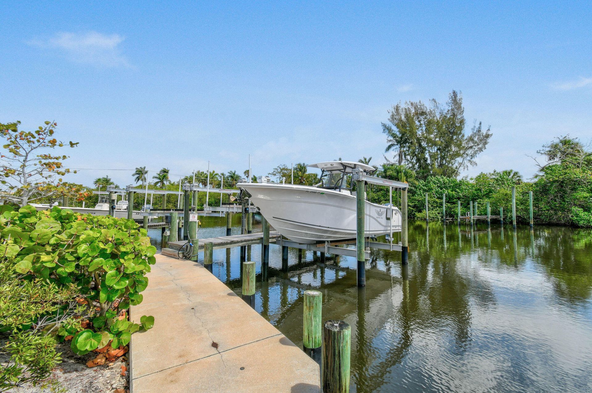 4707 SE Manatee Way, Stuart, FL 34997 Photo