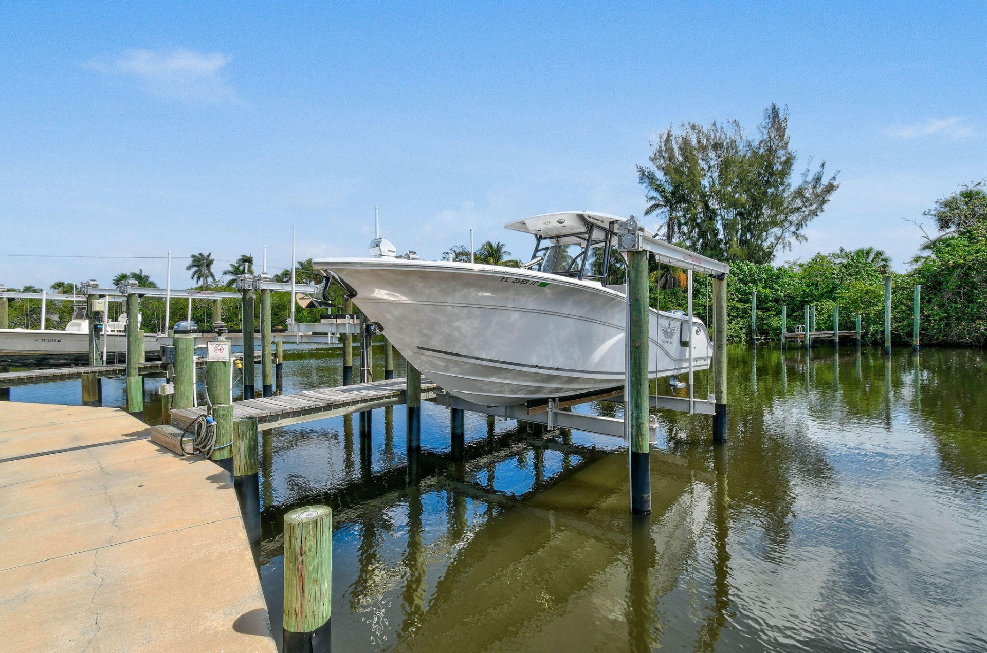 4707 SE Manatee Way, Stuart, FL 34997 Photo