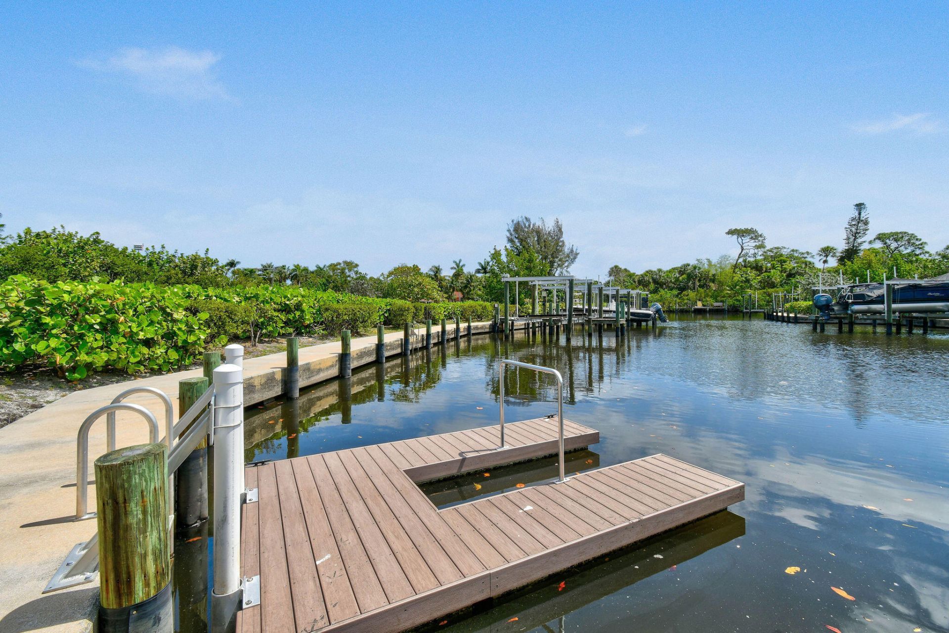 4707 SE Manatee Way, Stuart, FL 34997 Photo