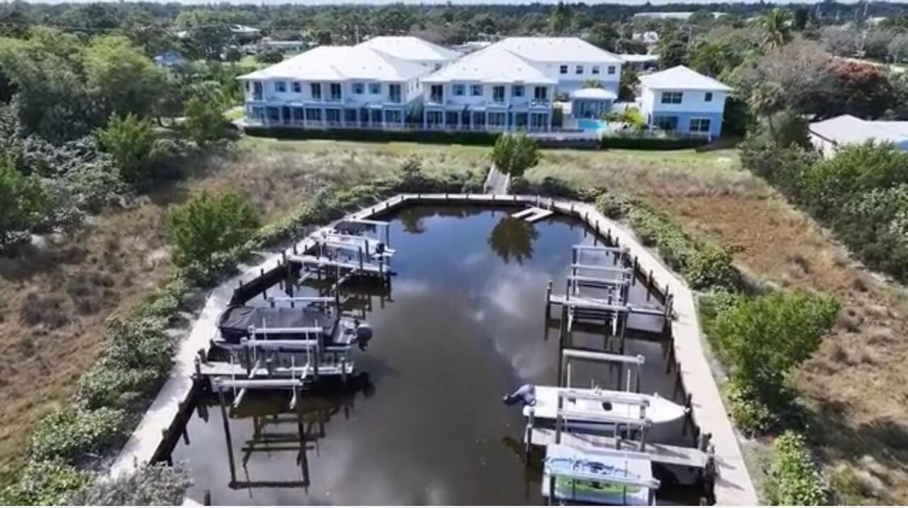 4707 SE Manatee Way, Stuart, FL 34997 Photo