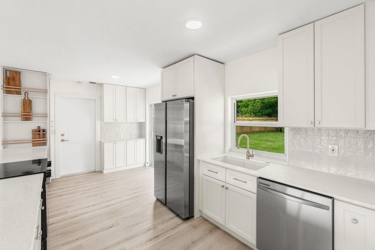 2433 Palm Road, West Palm Beach, FL 33406 Photo