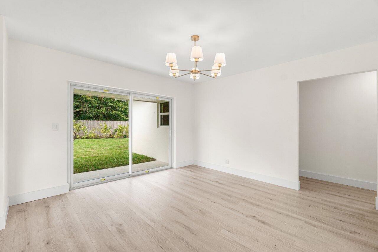 2433 Palm Road, West Palm Beach, FL 33406 Photo