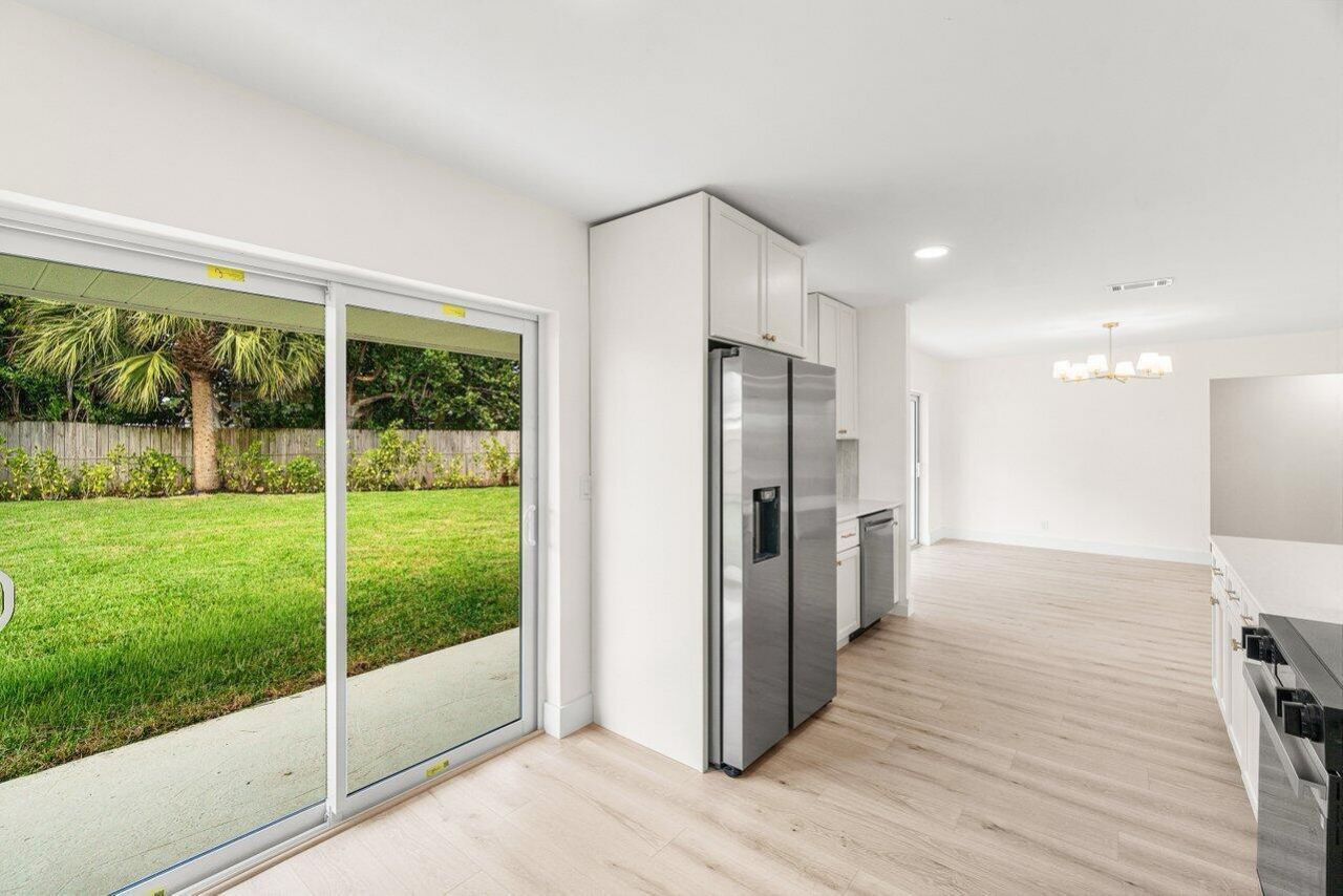2433 Palm Road, West Palm Beach, FL 33406 Photo