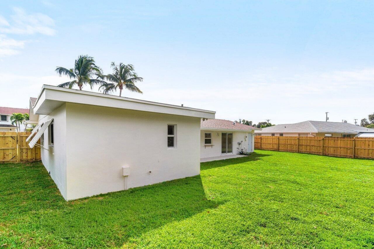 2433 Palm Road, West Palm Beach, FL 33406 Photo