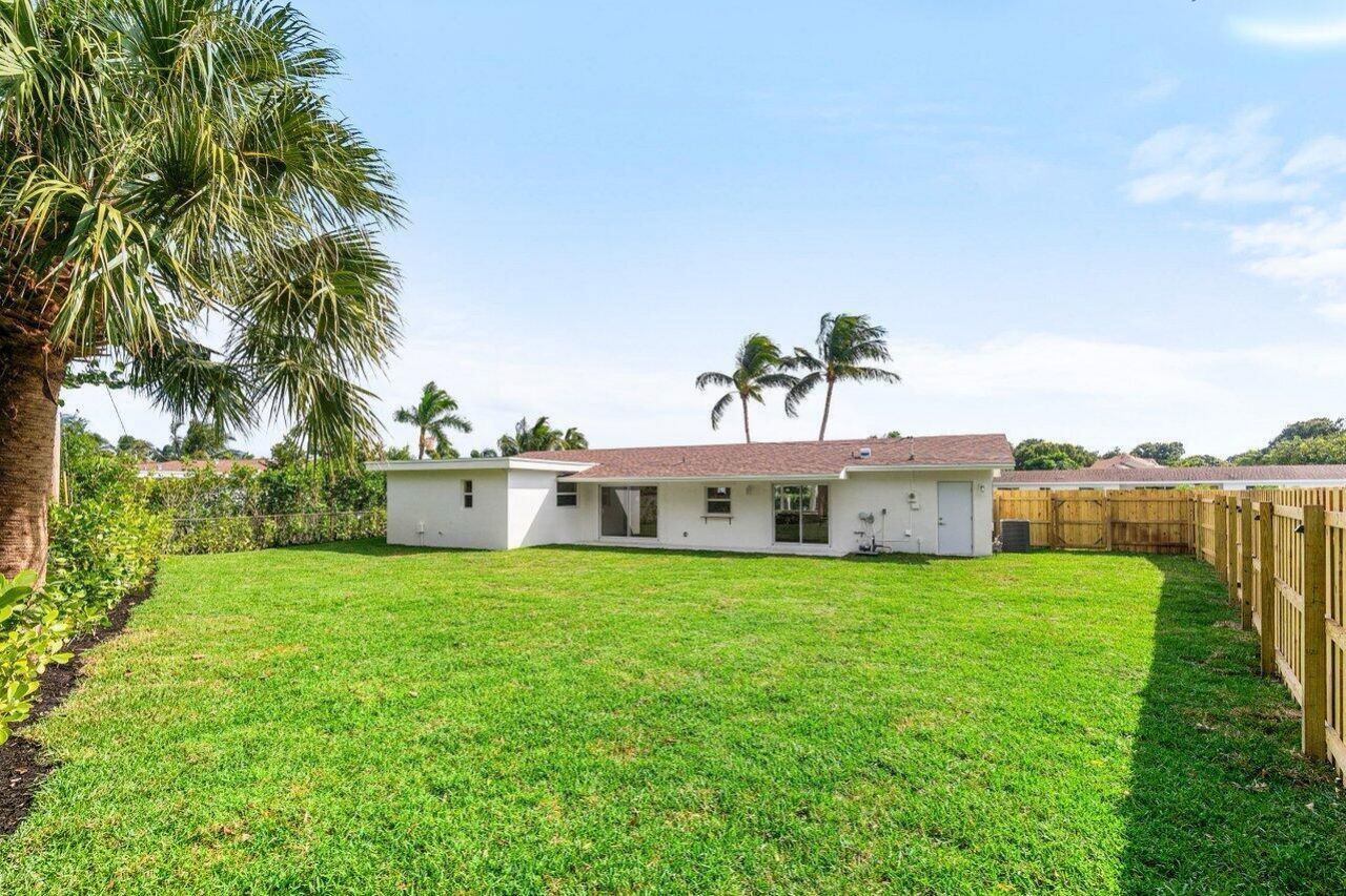 2433 Palm Road, West Palm Beach, FL 33406 Photo