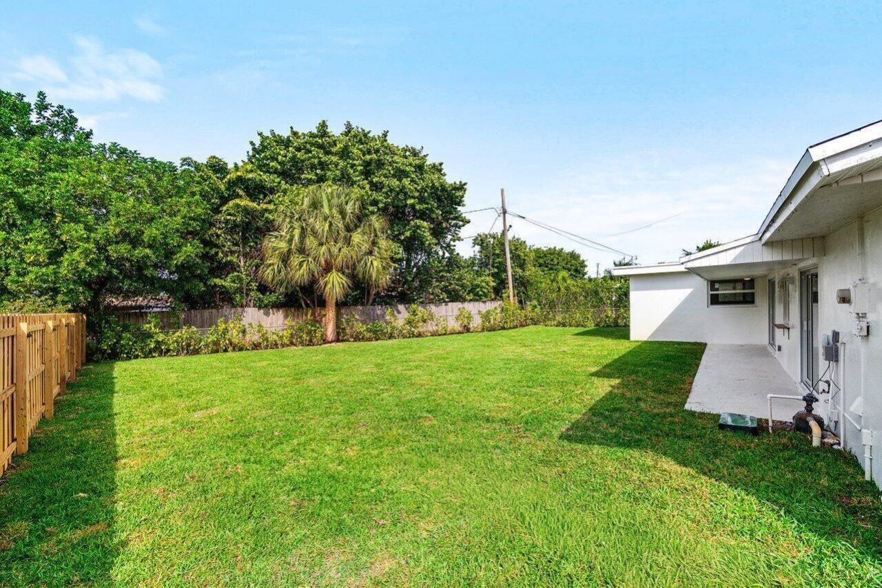 2433 Palm Road, West Palm Beach, FL 33406 Photo