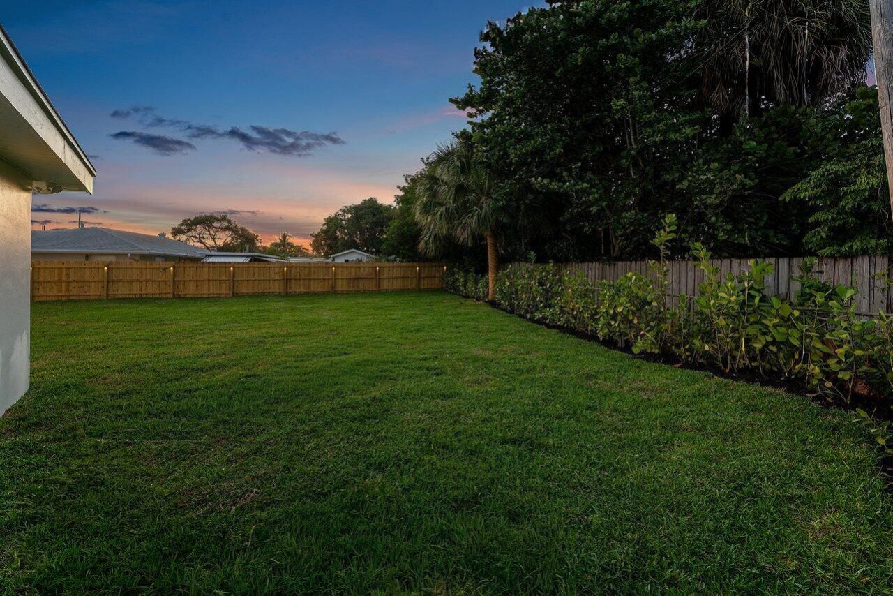 2433 Palm Road, West Palm Beach, FL 33406 Photo