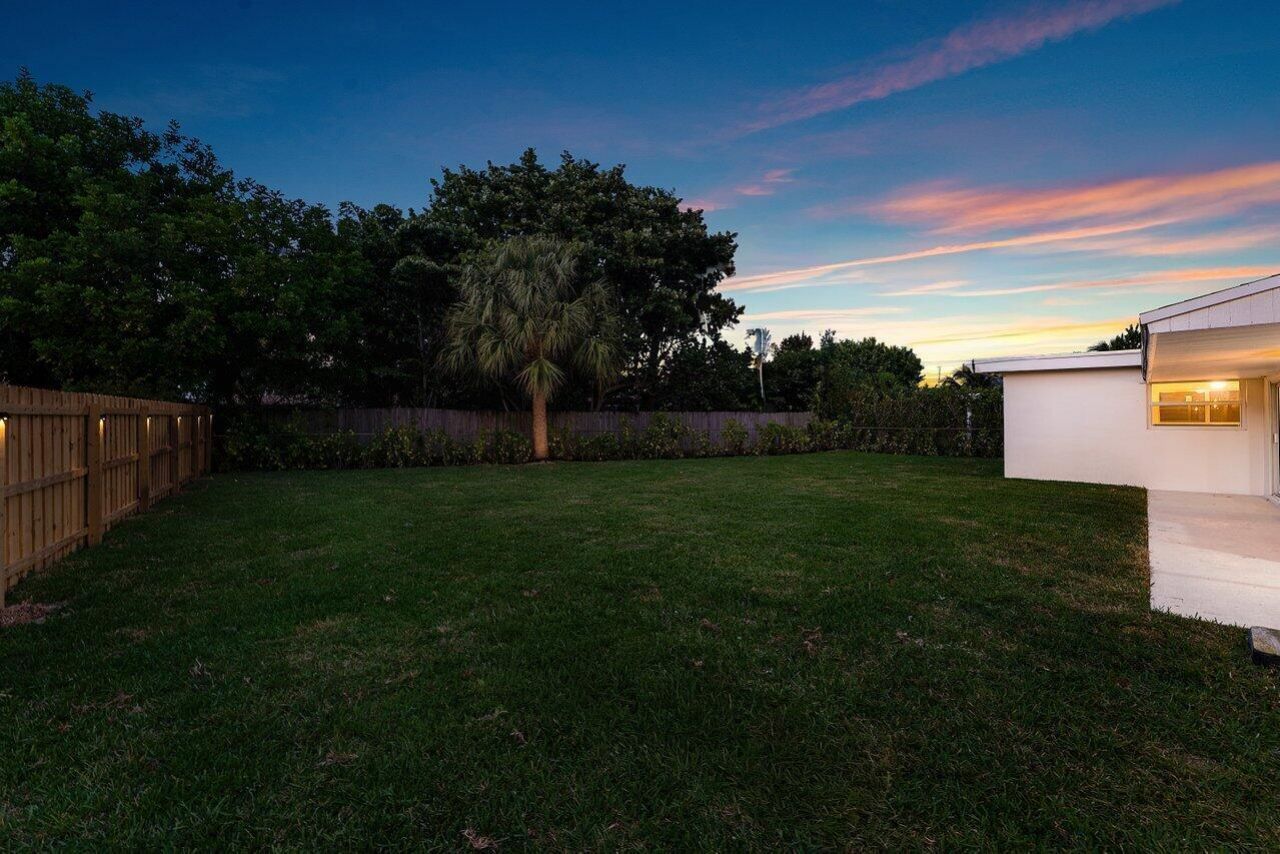 2433 Palm Road, West Palm Beach, FL 33406 Photo