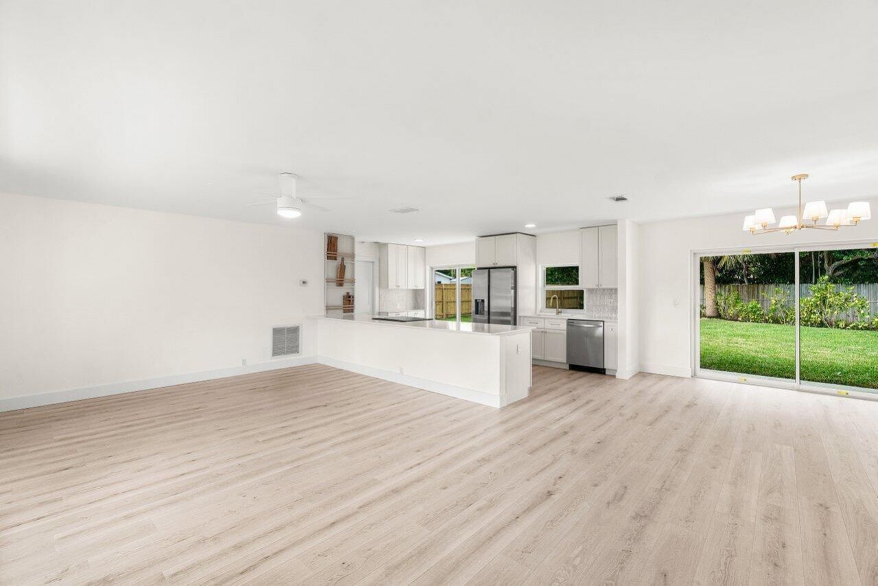 2433 Palm Road, West Palm Beach, FL 33406 Photo