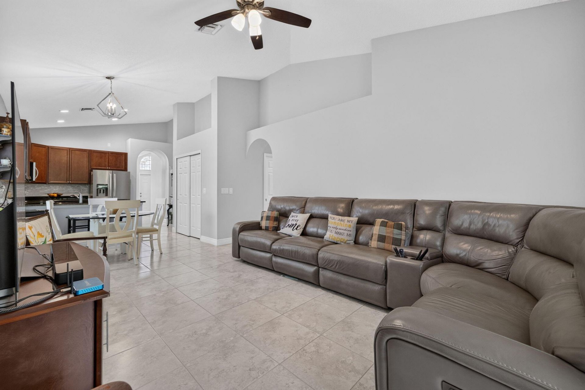 9760 Palm Breezes Drive, Fort Pierce, FL 34945 Photo