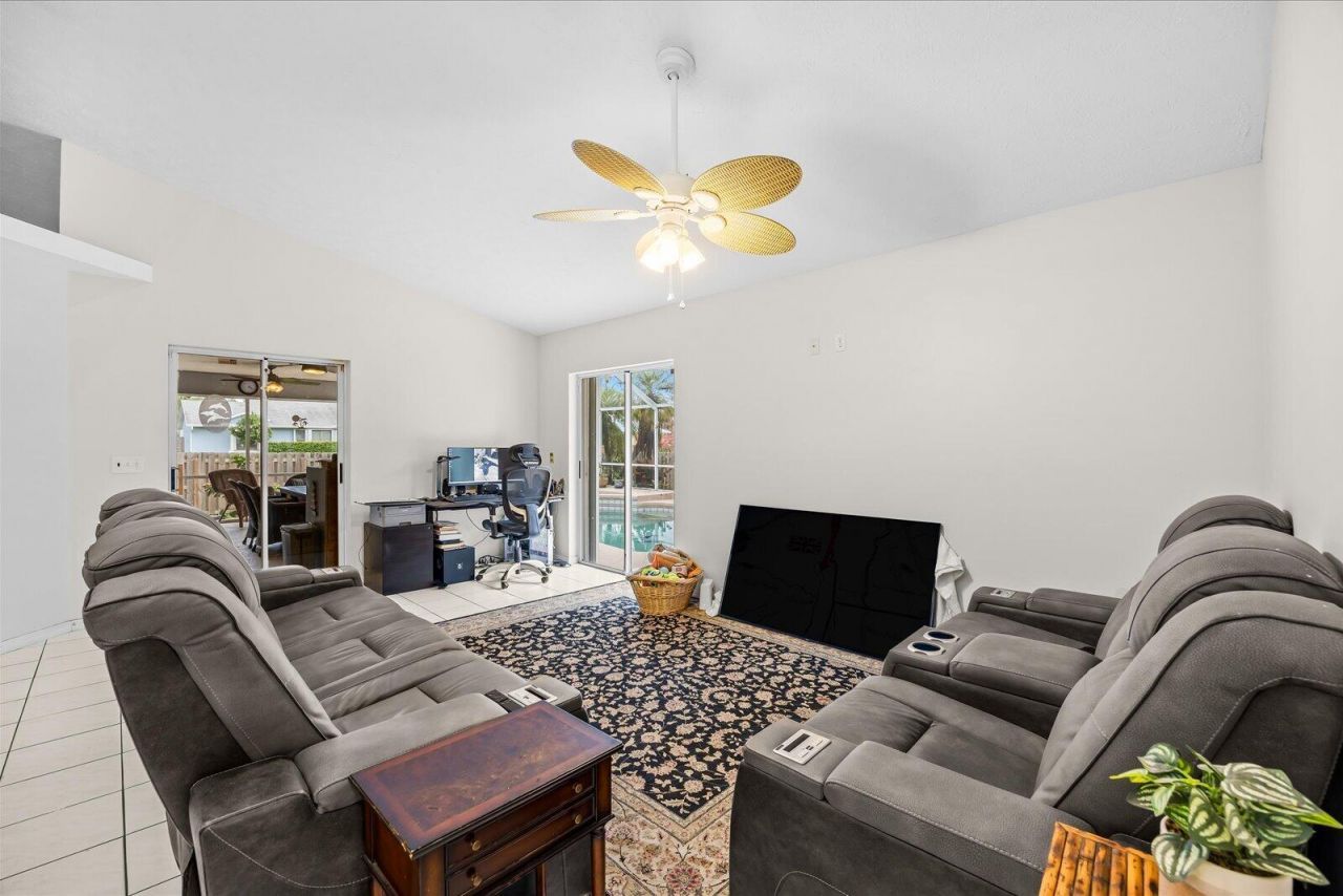 2711 SE Fall Street, Port Saint Lucie, FL 34984 Photo