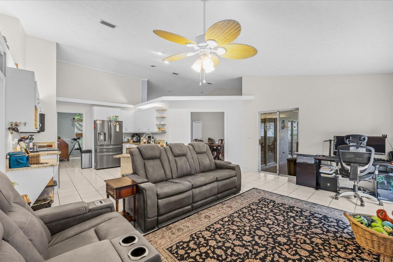 2711 SE Fall Street, Port Saint Lucie, FL 34984 Photo