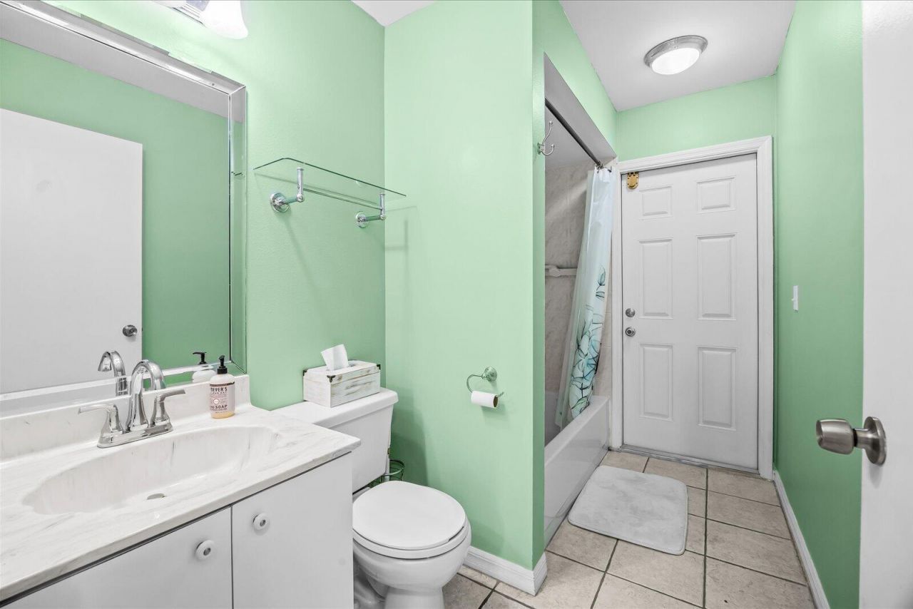 2711 SE Fall Street, Port Saint Lucie, FL 34984 Photo