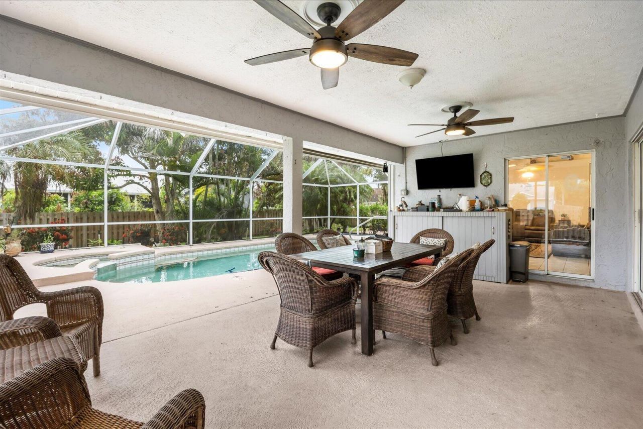 2711 SE Fall Street, Port Saint Lucie, FL 34984 Photo