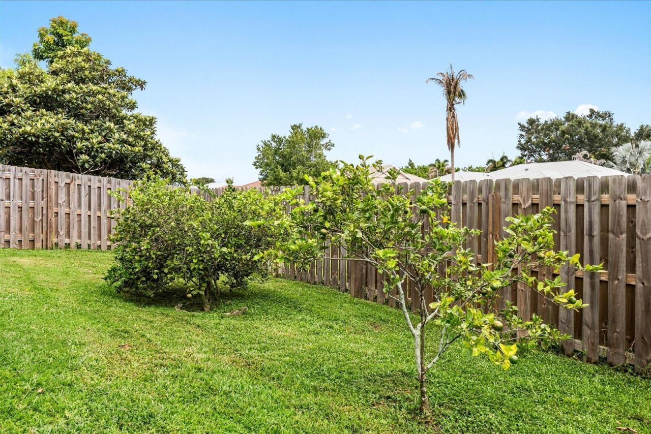 2711 SE Fall Street, Port Saint Lucie, FL 34984 Photo