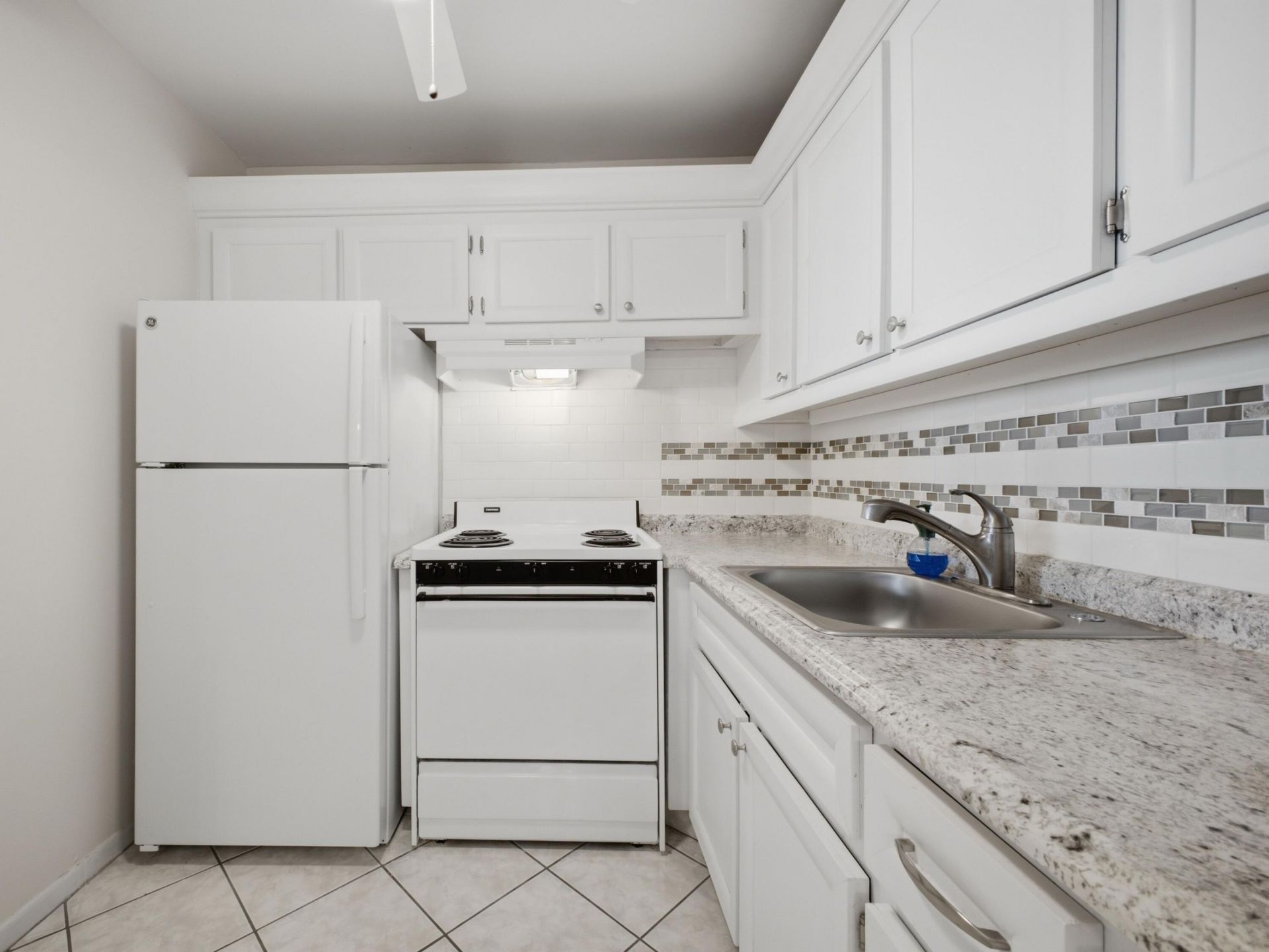 350 Horizons E, Unit 302, Boynton Beach, FL 33435 Photo