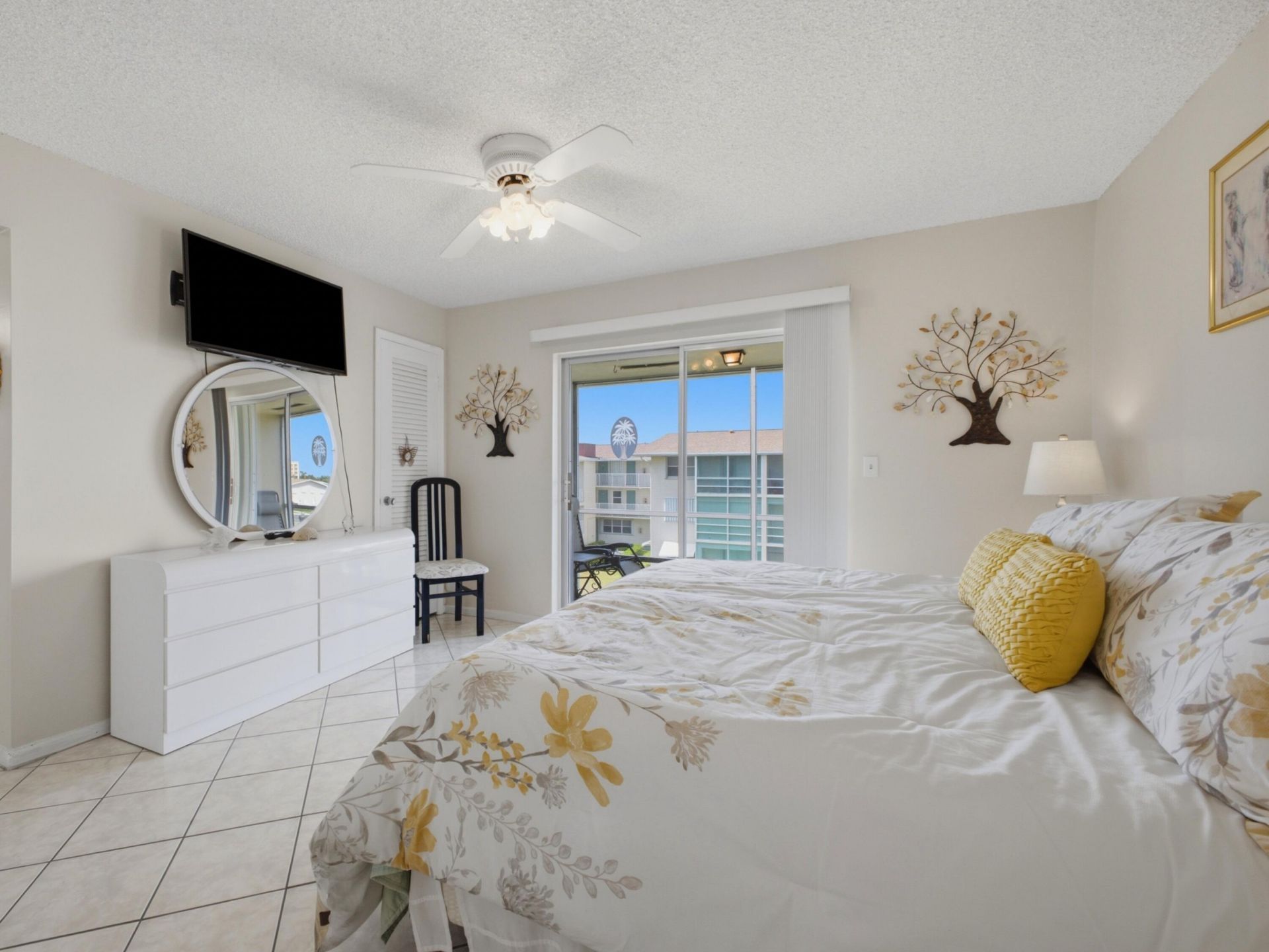 350 Horizons E, Unit 302, Boynton Beach, FL 33435 Photo