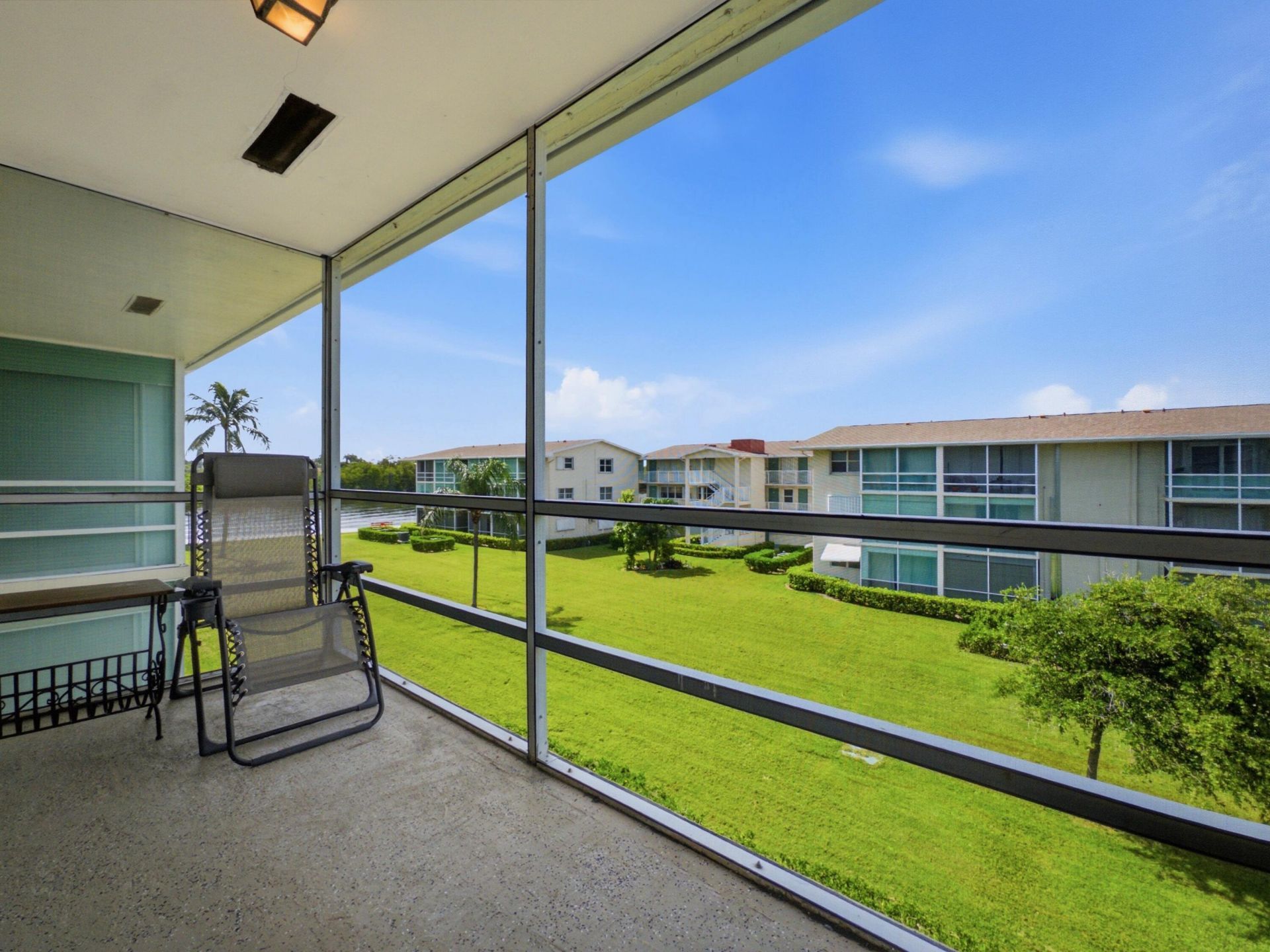 350 Horizons E, Unit 302, Boynton Beach, FL 33435 Photo