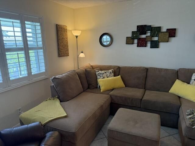 350 Horizons E, Unit 302, Boynton Beach, FL 33435 Photo