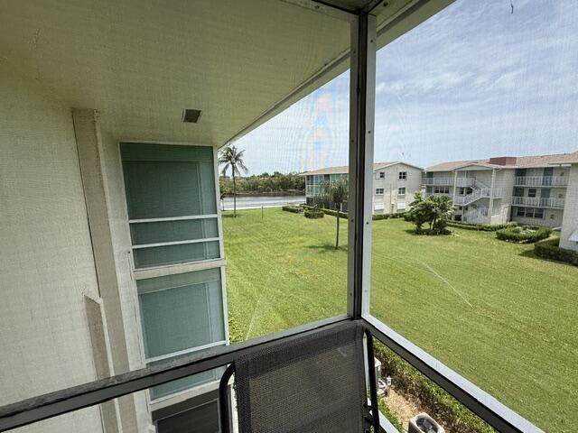350 Horizons E, Unit 302, Boynton Beach, FL 33435 Photo