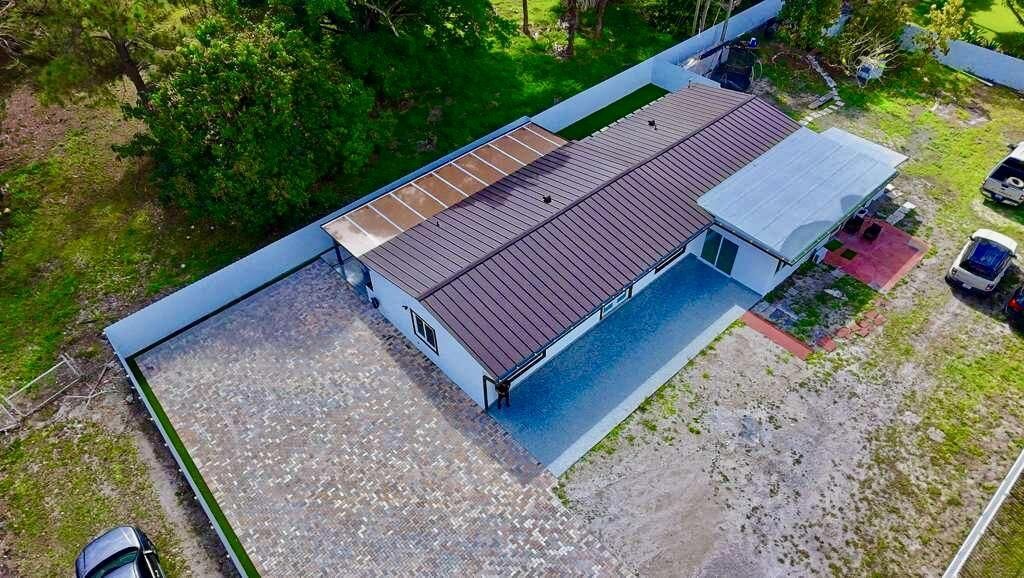 696 Arlington Drive, West Palm Beach, FL 33415 Photo
