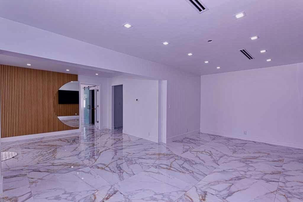 696 Arlington Drive, West Palm Beach, FL 33415 Photo