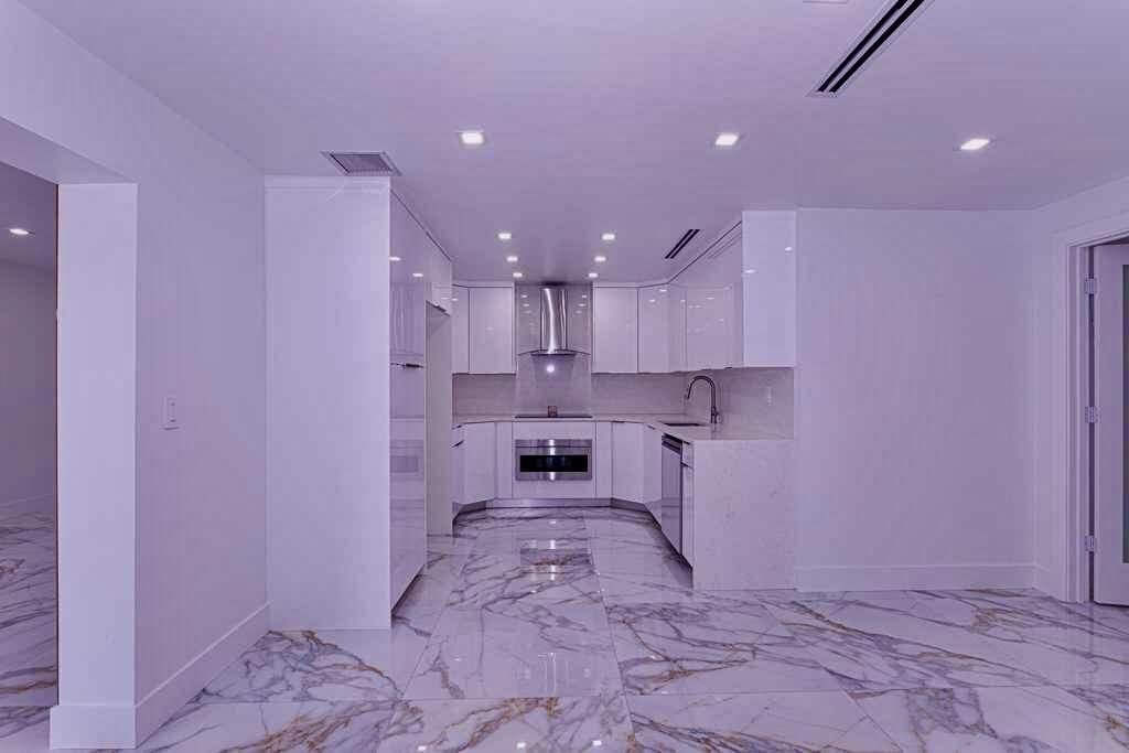 696 Arlington Drive, West Palm Beach, FL 33415 Photo