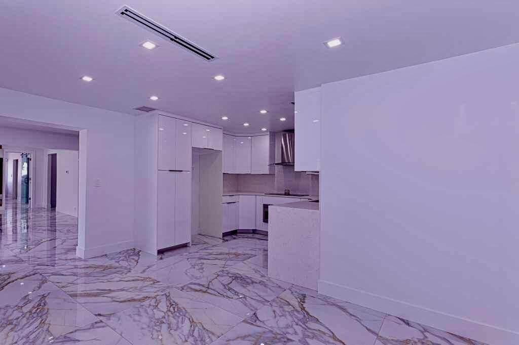 696 Arlington Drive, West Palm Beach, FL 33415 Photo