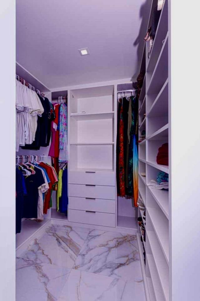 696 Arlington Drive, West Palm Beach, FL 33415 Photo