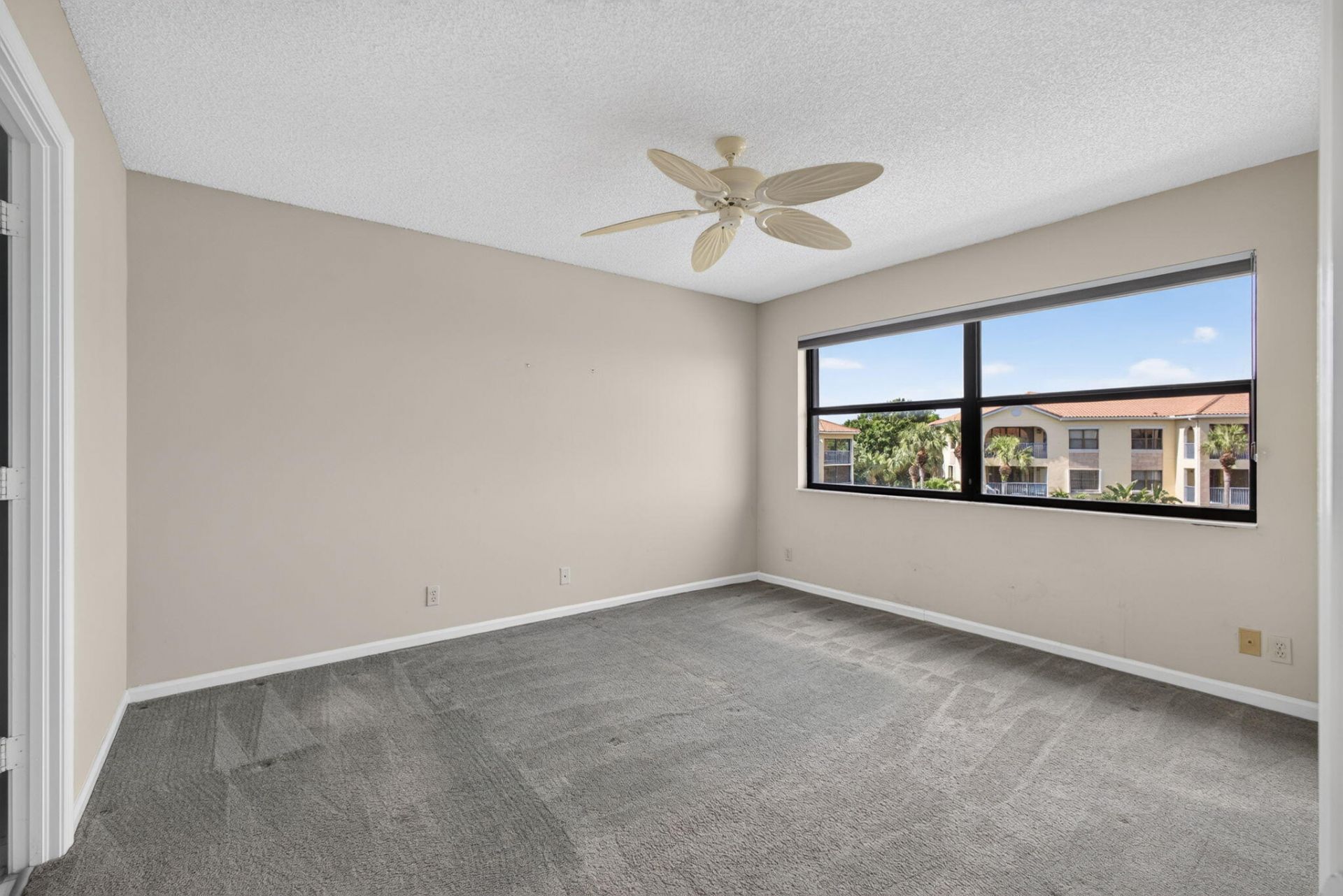 700 Uno Lago Drive, Unit 403, Juno Beach, FL 33408 Photo