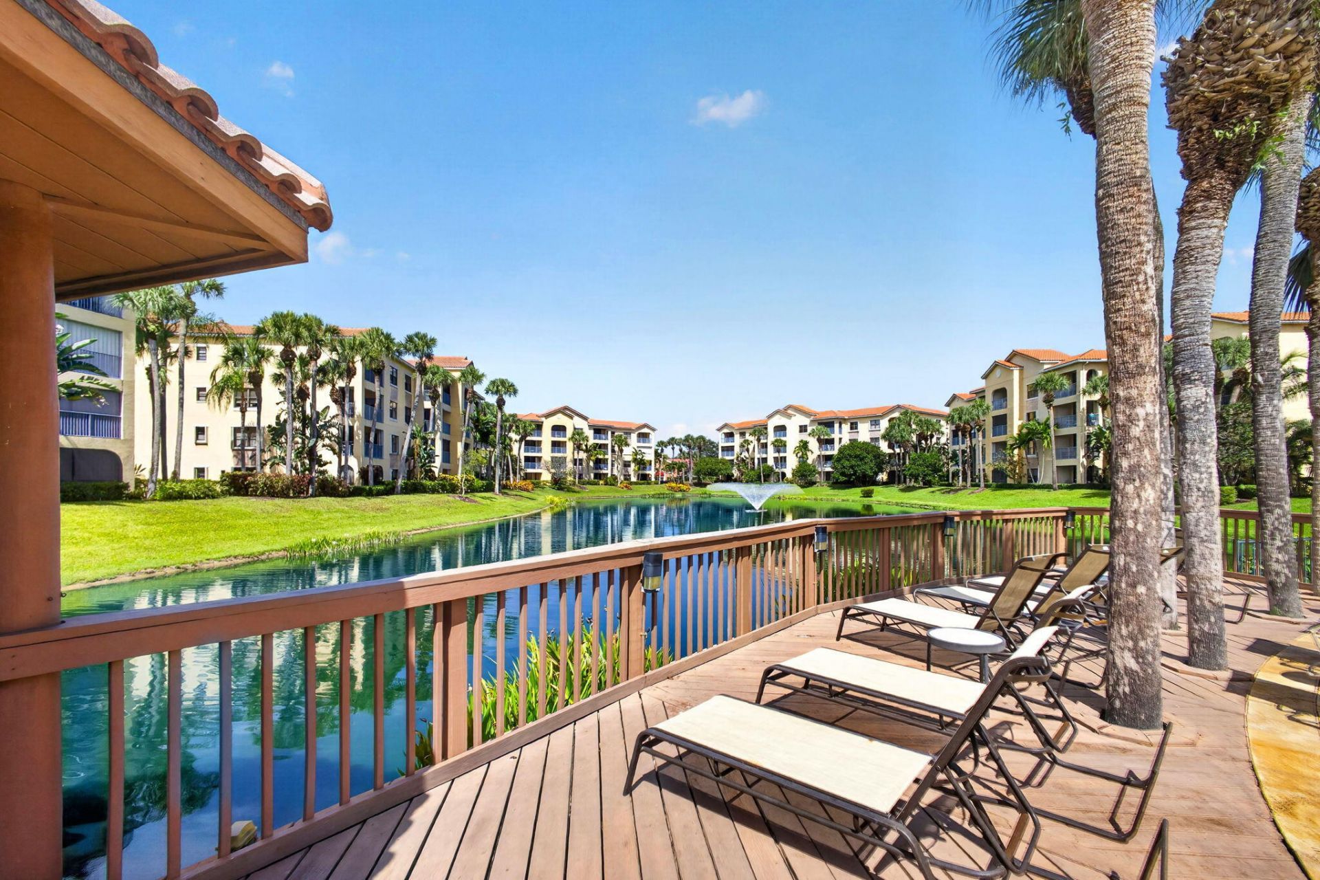 700 Uno Lago Drive, Unit 403, Juno Beach, FL 33408 Photo