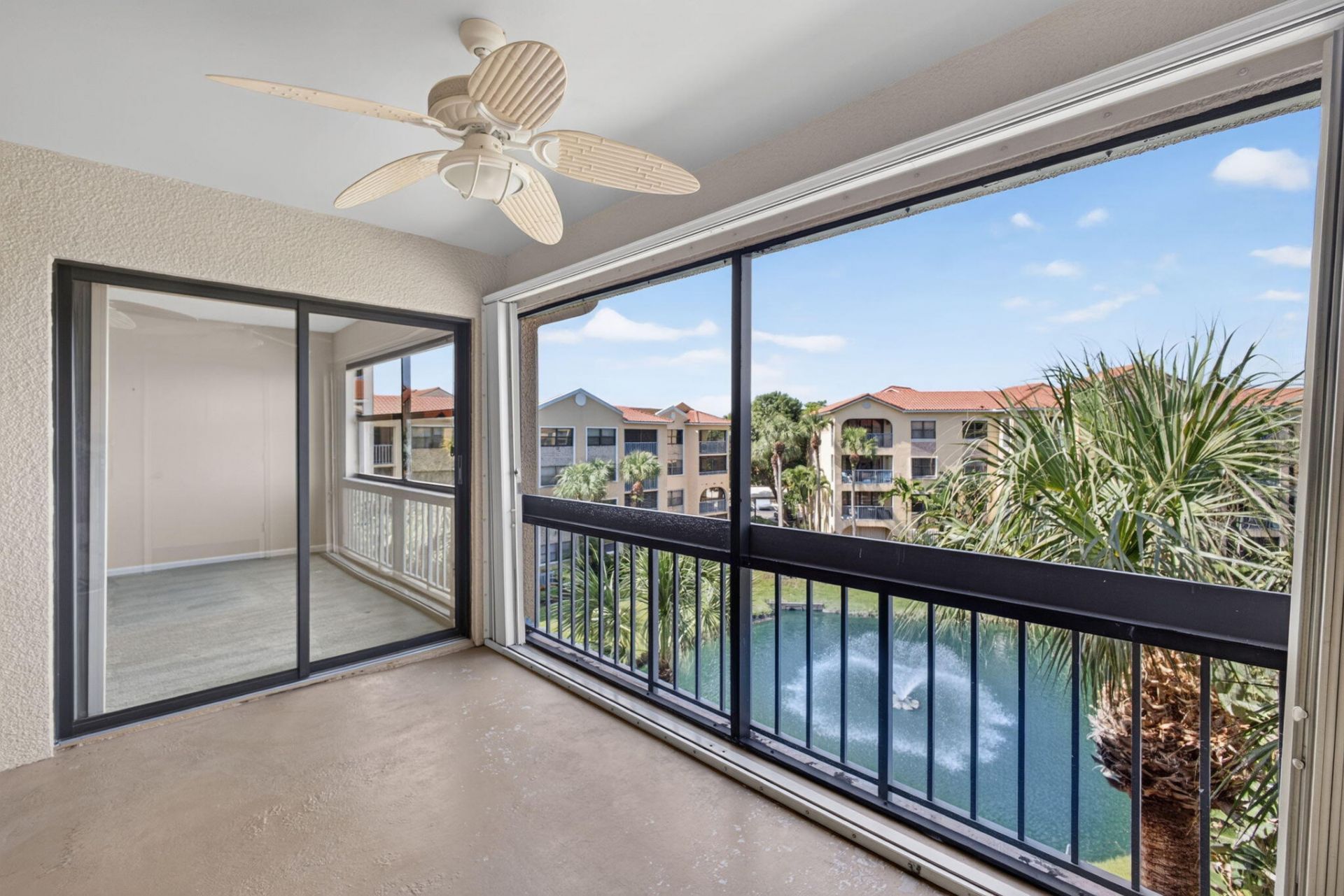 700 Uno Lago Drive, Unit 403, Juno Beach, FL 33408 Photo