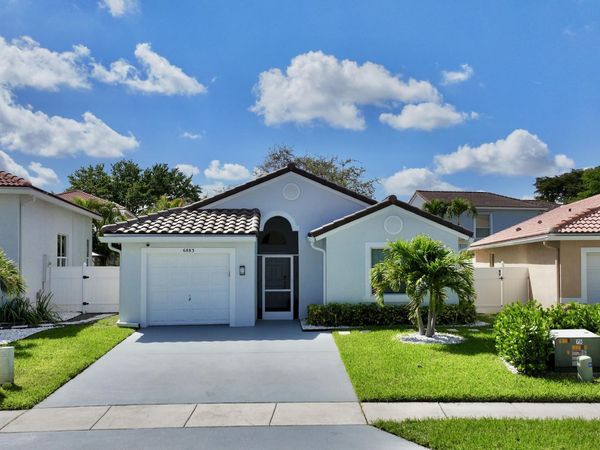 6883 Desert Inn Terrace, Lake Worth, FL 33463