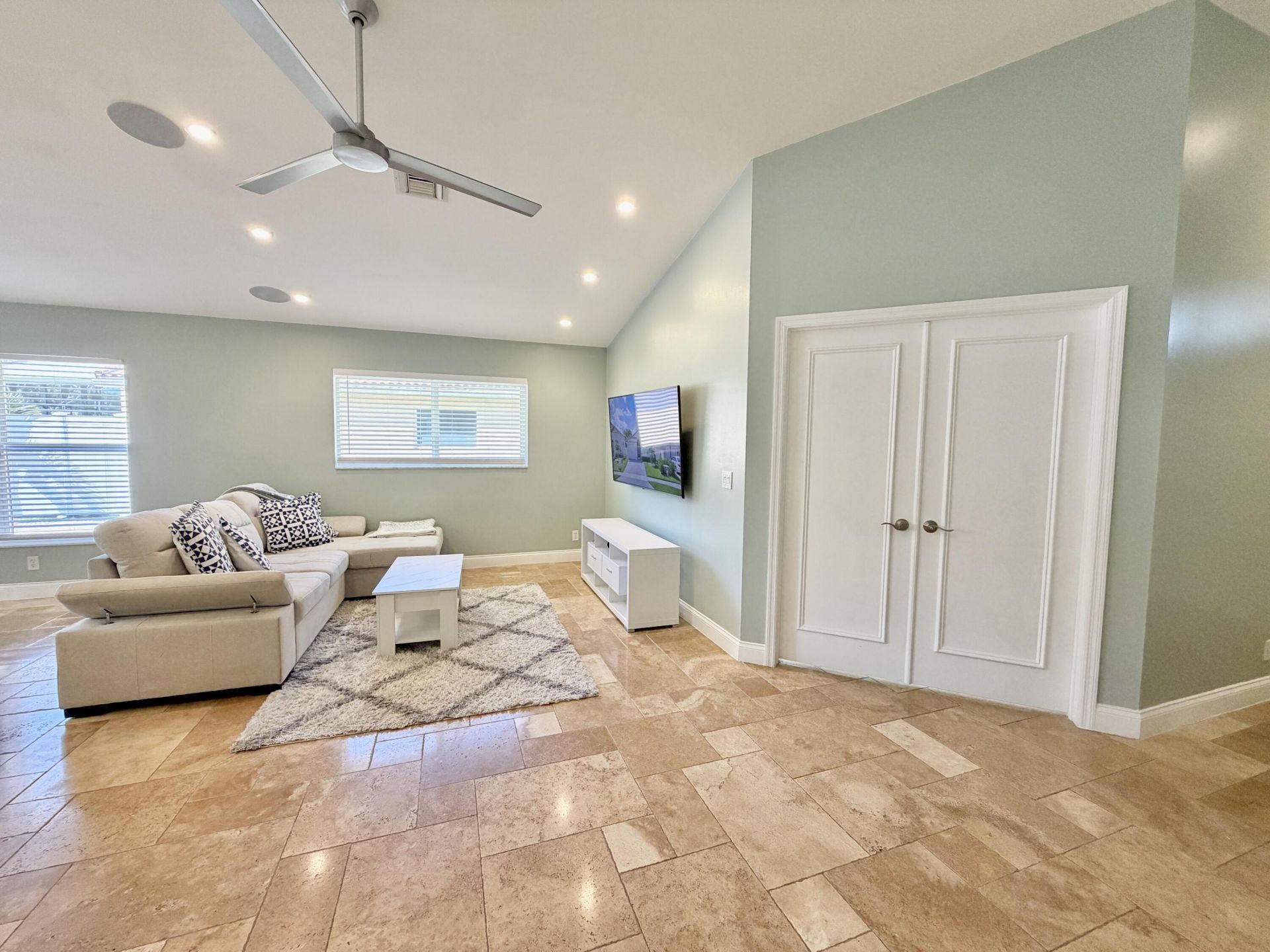 6883 Desert Inn Terrace, Lake Worth, FL 33463 Photo
