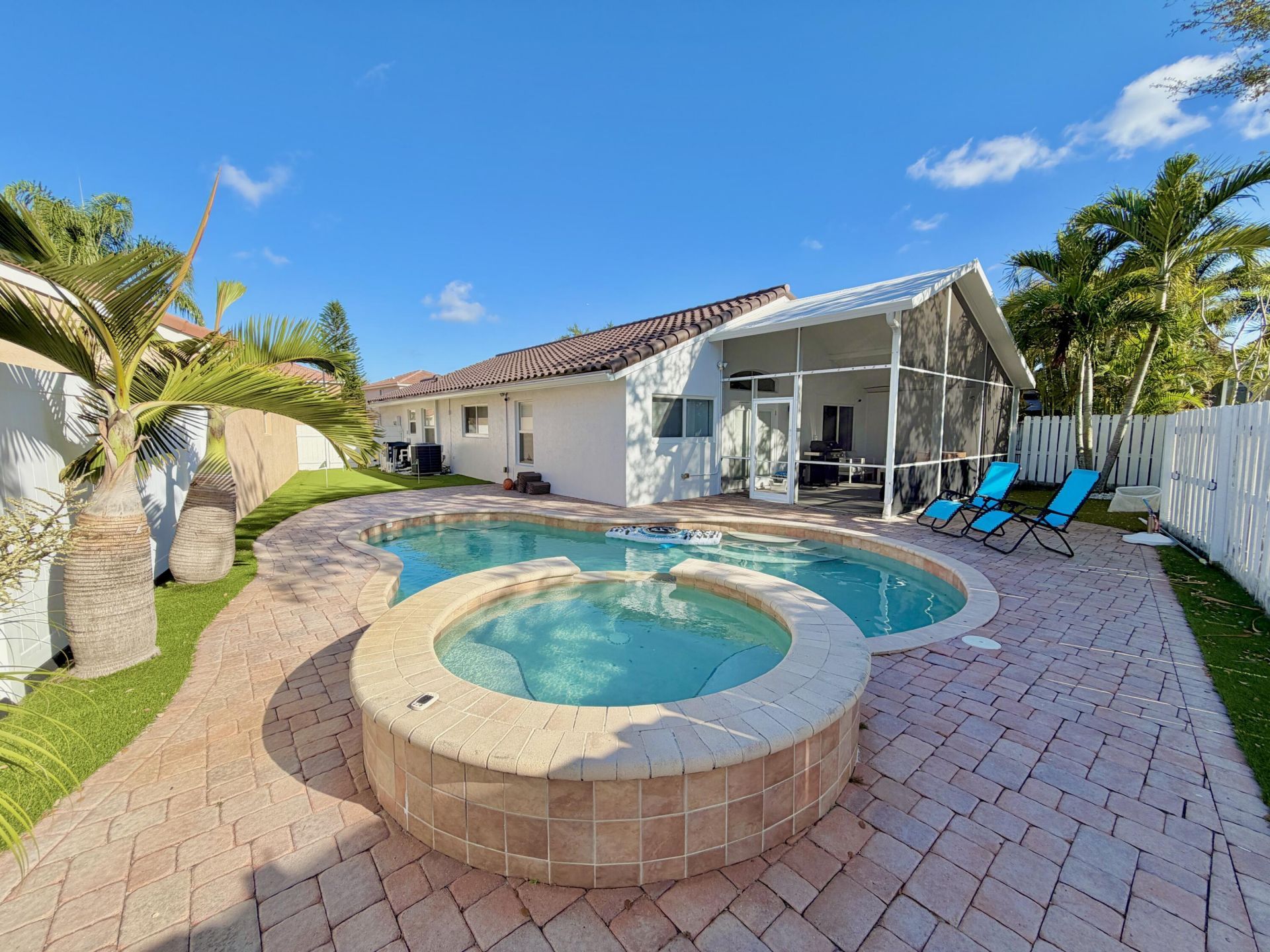 6883 Desert Inn Terrace, Lake Worth, FL 33463 Photo
