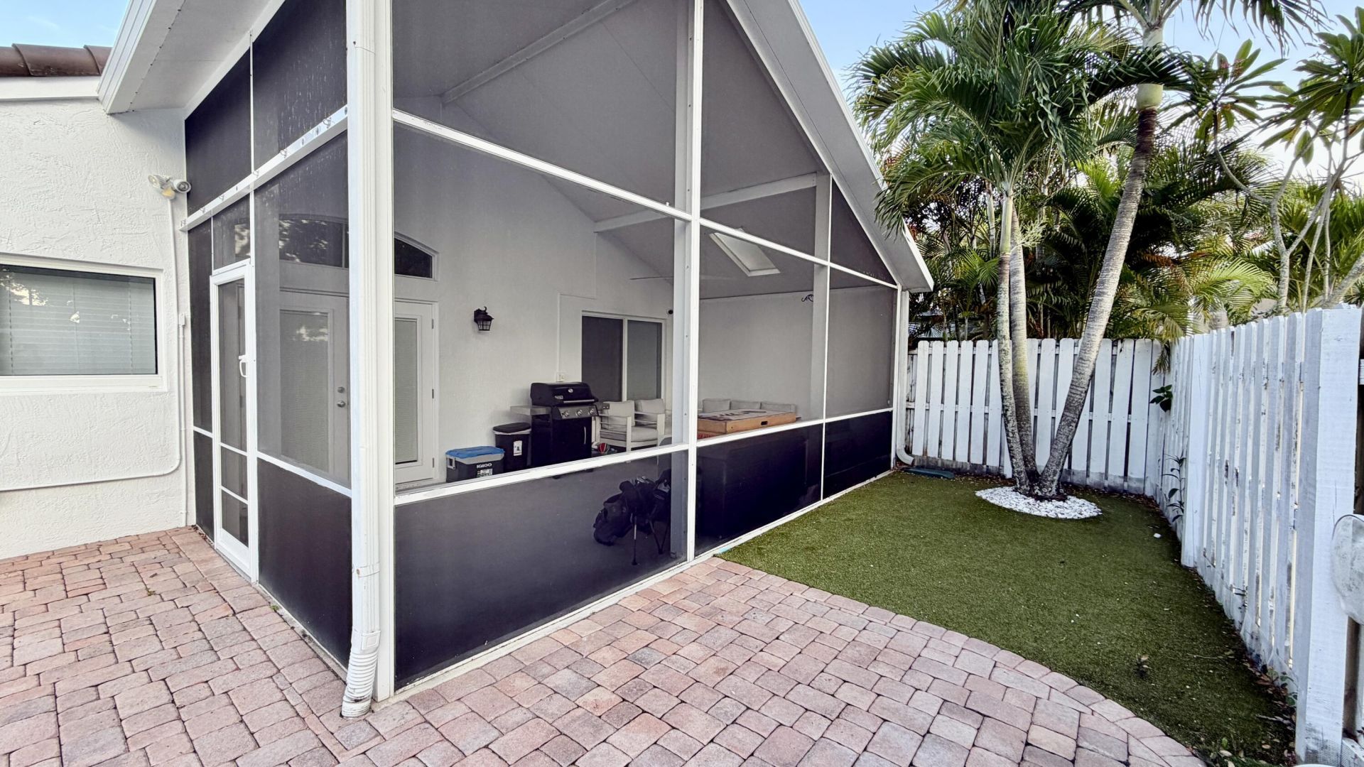 6883 Desert Inn Terrace, Lake Worth, FL 33463 Photo