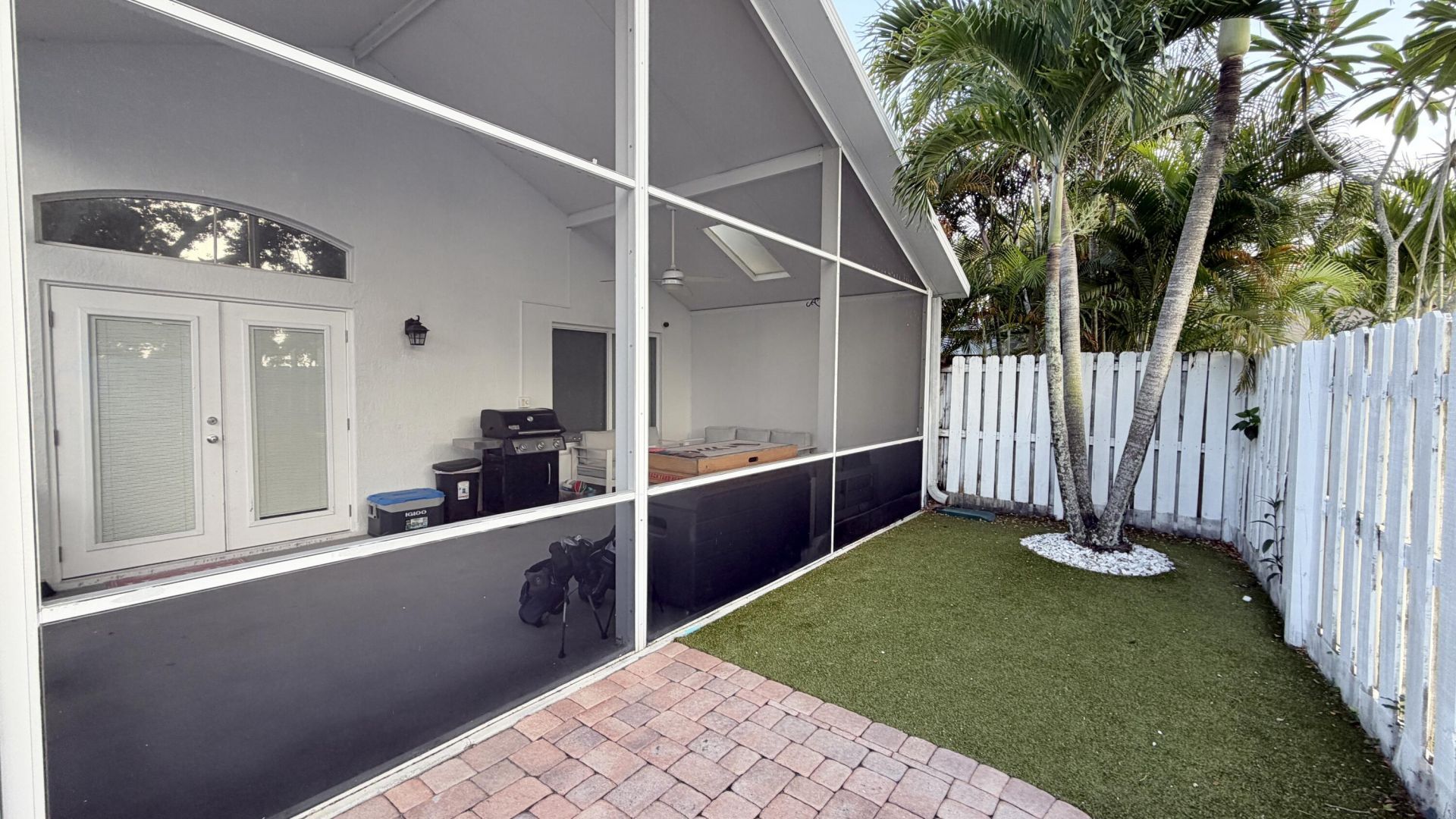 6883 Desert Inn Terrace, Lake Worth, FL 33463 Photo
