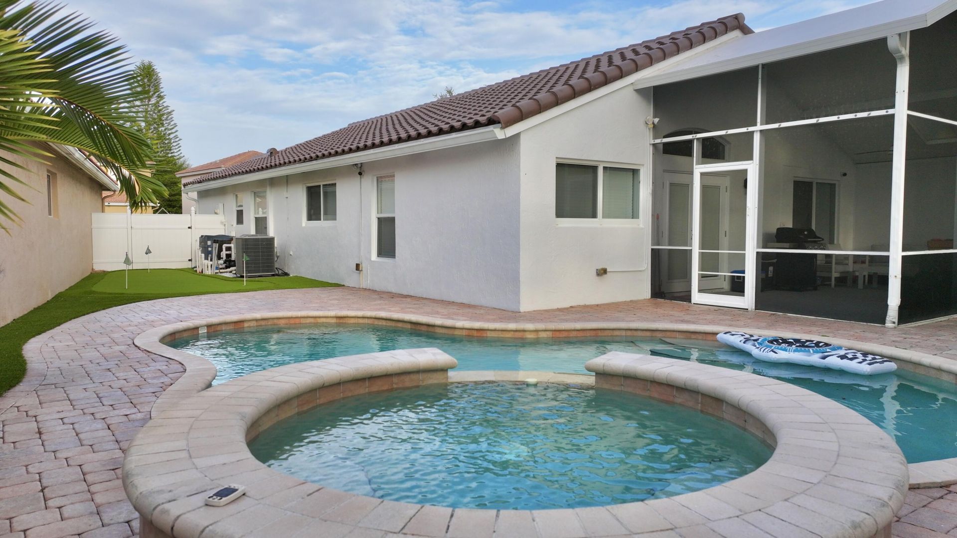 6883 Desert Inn Terrace, Lake Worth, FL 33463 Photo