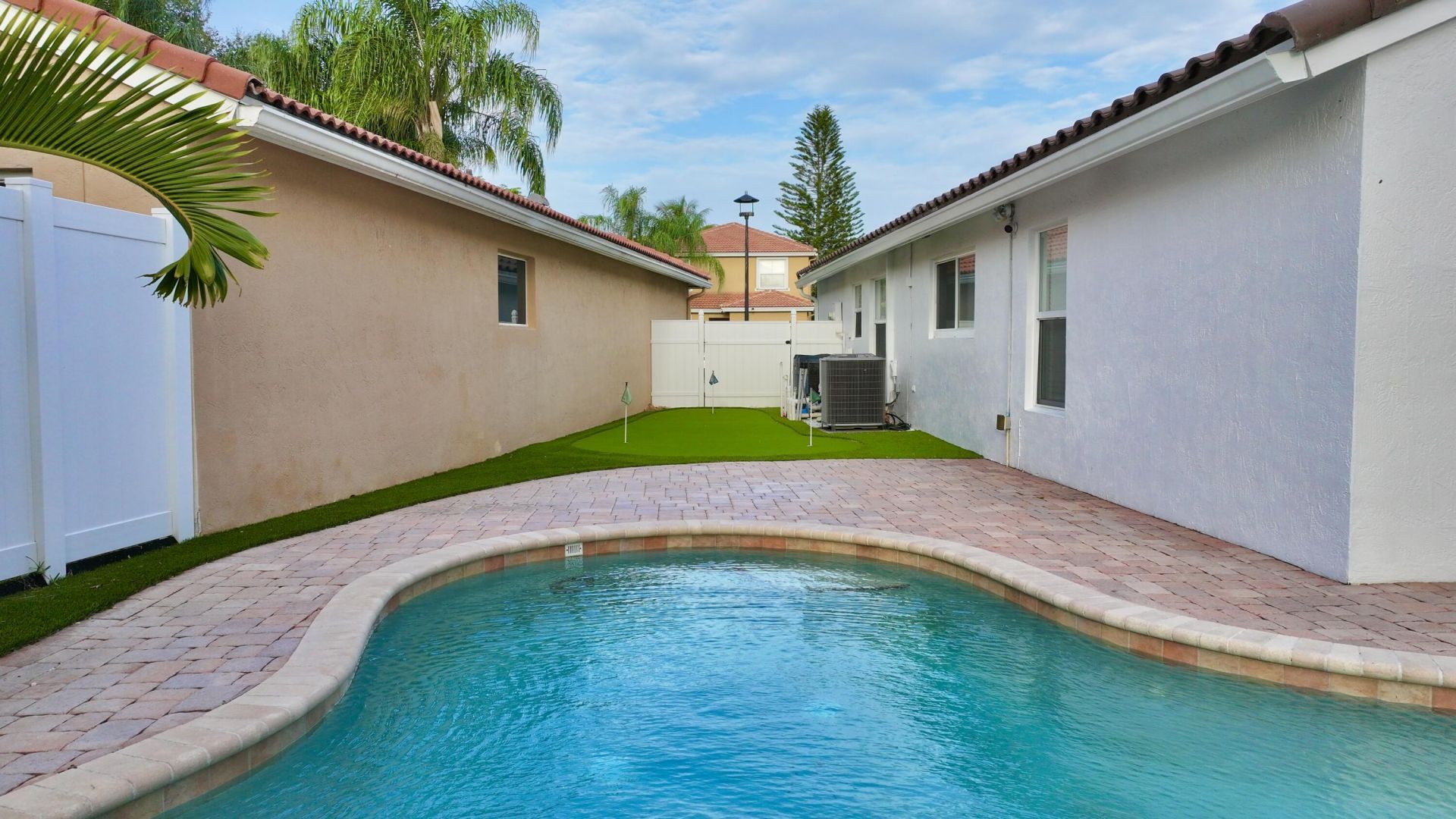 6883 Desert Inn Terrace, Lake Worth, FL 33463 Photo
