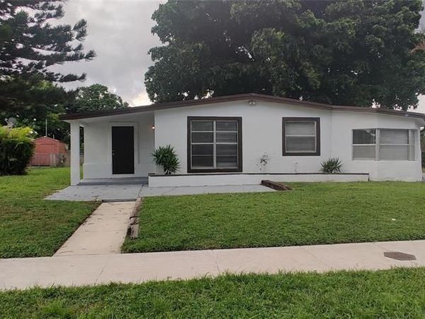 611 NW 33rd Avenue, Lauderhill, FL 33311
