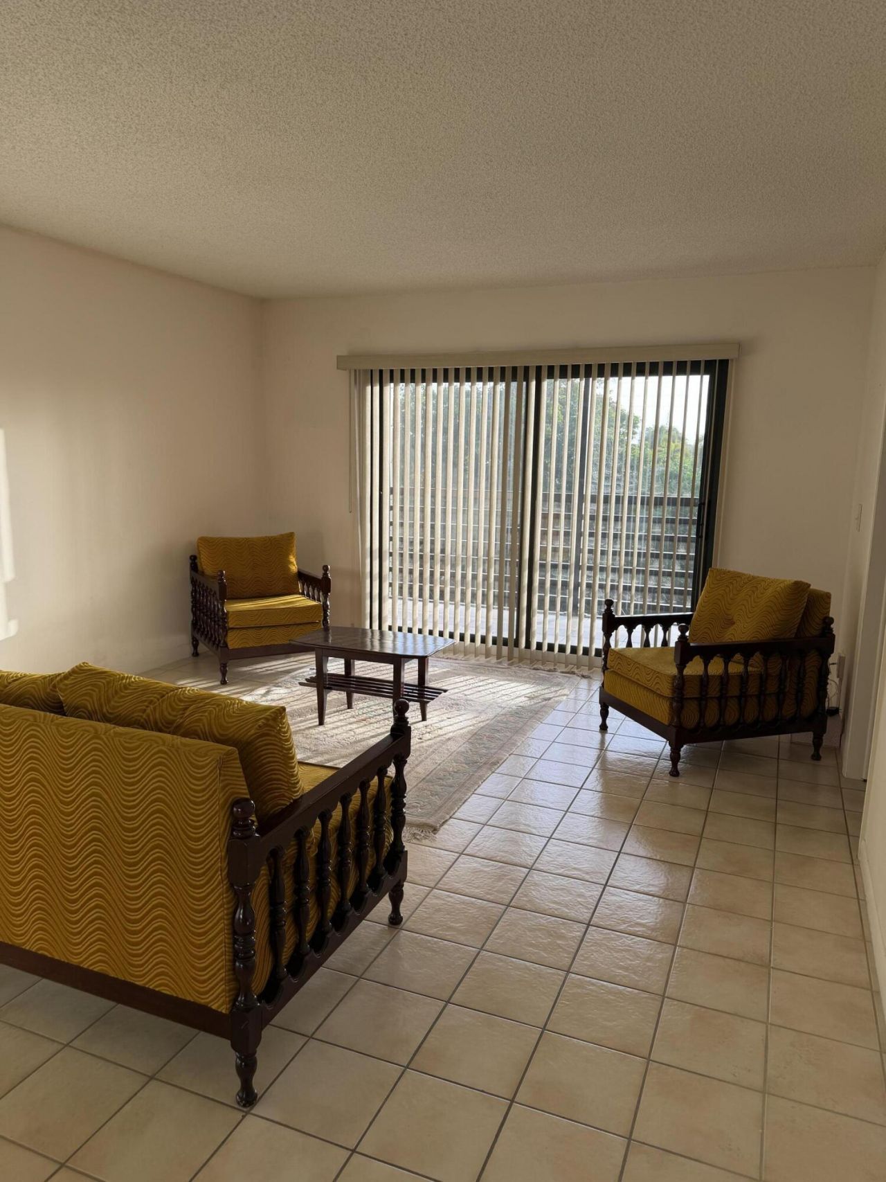 10442 Sunrise Lakes Boulevard, Unit 210, Sunrise, FL 33322 Photo