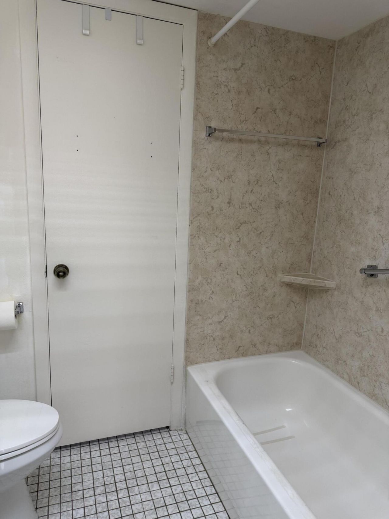 10442 Sunrise Lakes Boulevard, Unit 210, Sunrise, FL 33322 Photo