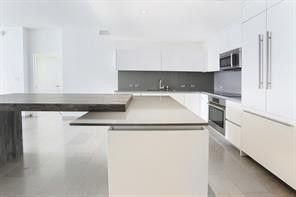 88 SW 7th Street, Unit 1709, Miami, FL 33130 Photo