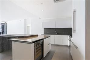 88 SW 7th Street, Unit 1709, Miami, FL 33130 Photo