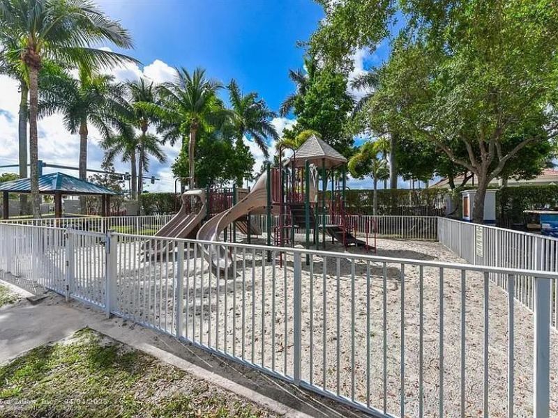 8023 Big Pine Way, Riviera Beach, FL 33407 Photo