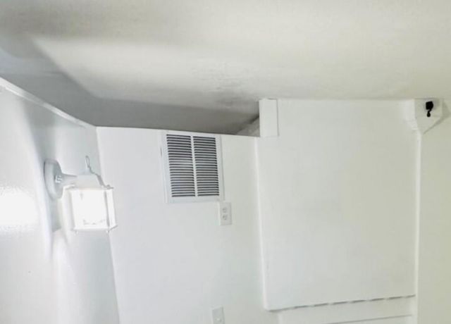 8023 Big Pine Way, Riviera Beach, FL 33407 Photo