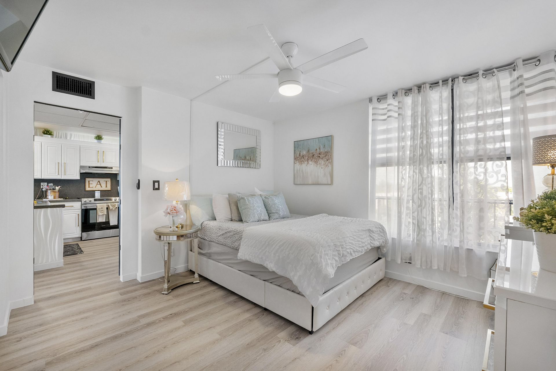 13 Royal Palm Way, Unit 5030, Boca Raton, FL 33432 Photo