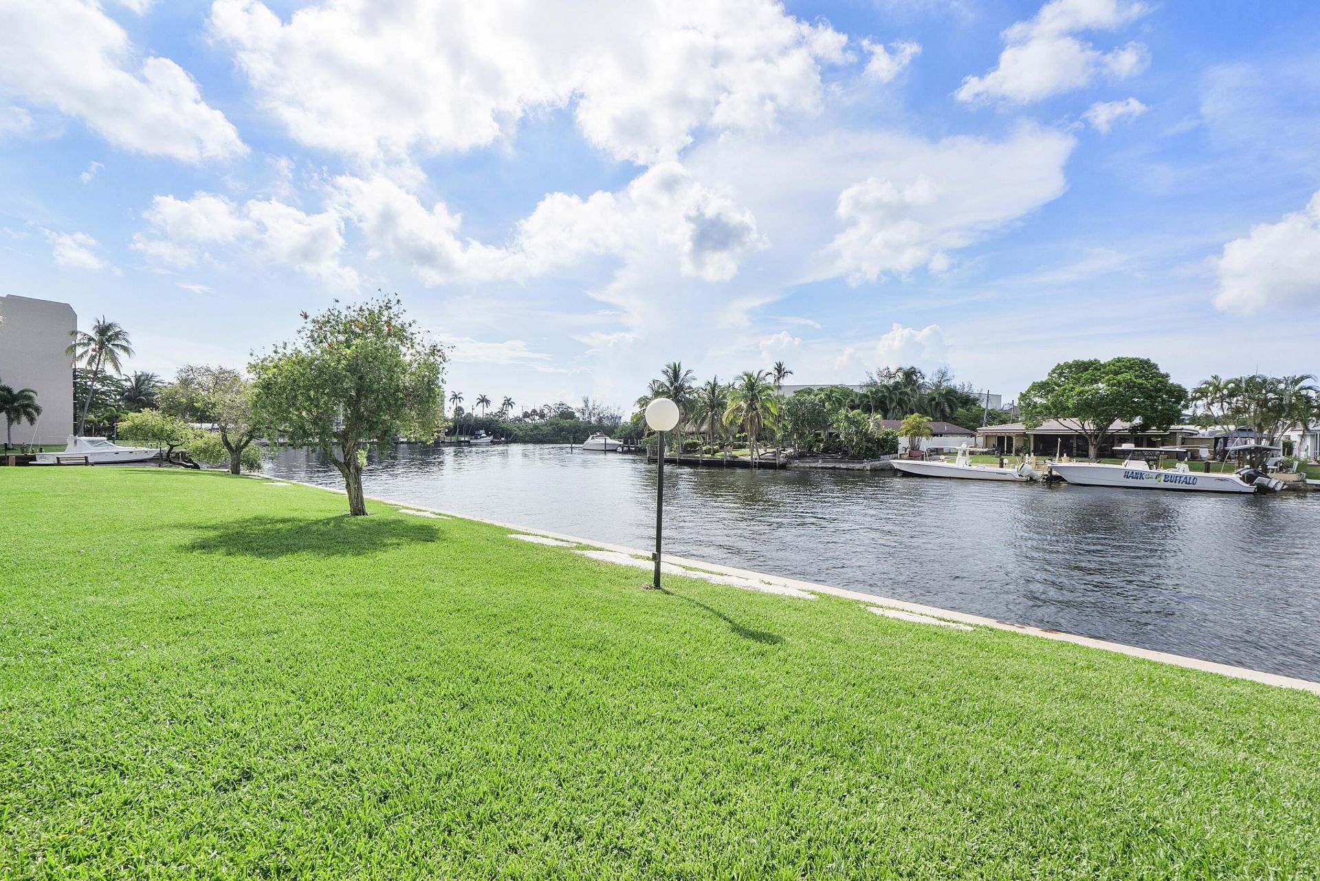 13 Royal Palm Way, Unit 5030, Boca Raton, FL 33432 Photo