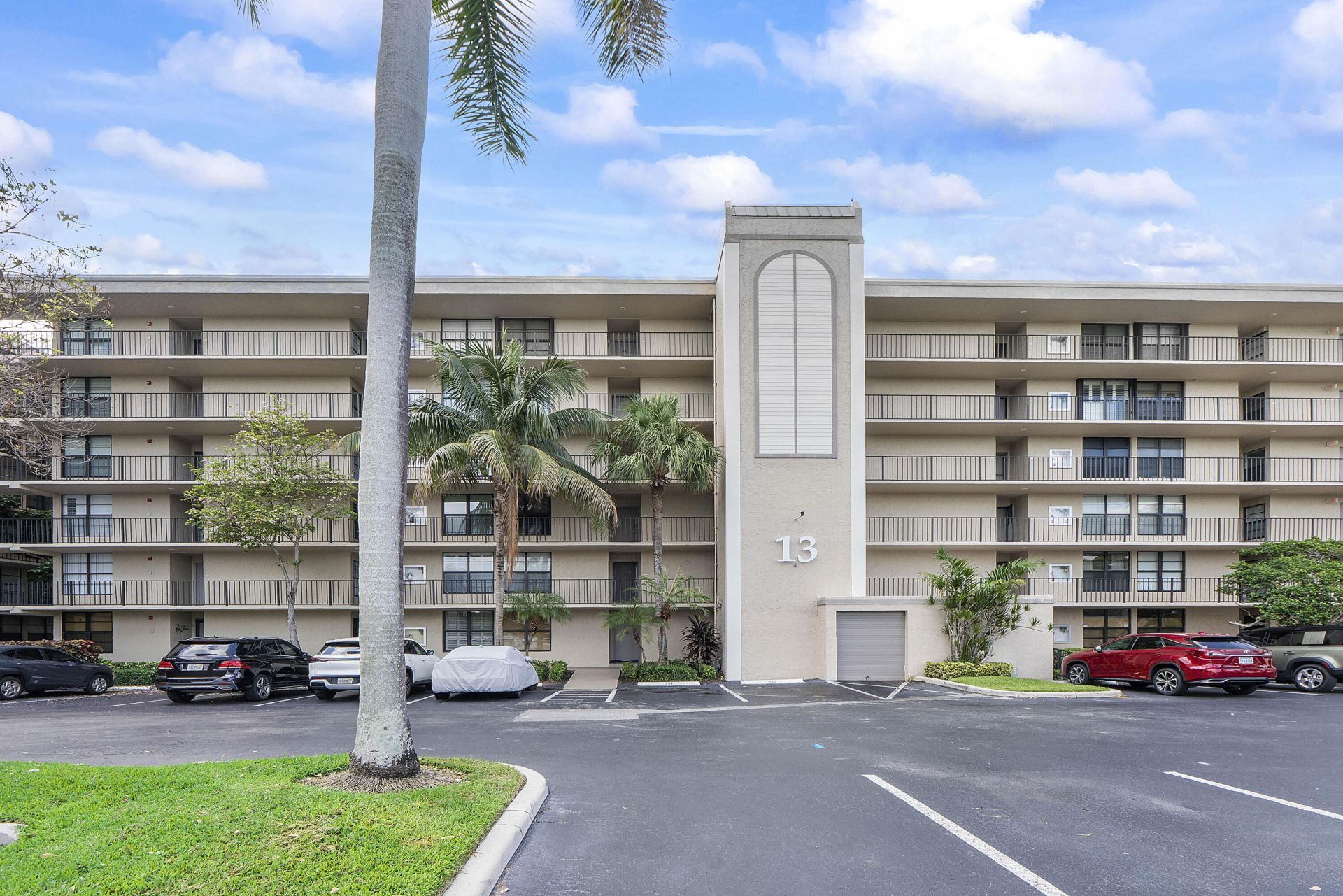 13 Royal Palm Way, Unit 5030, Boca Raton, FL 33432 Photo