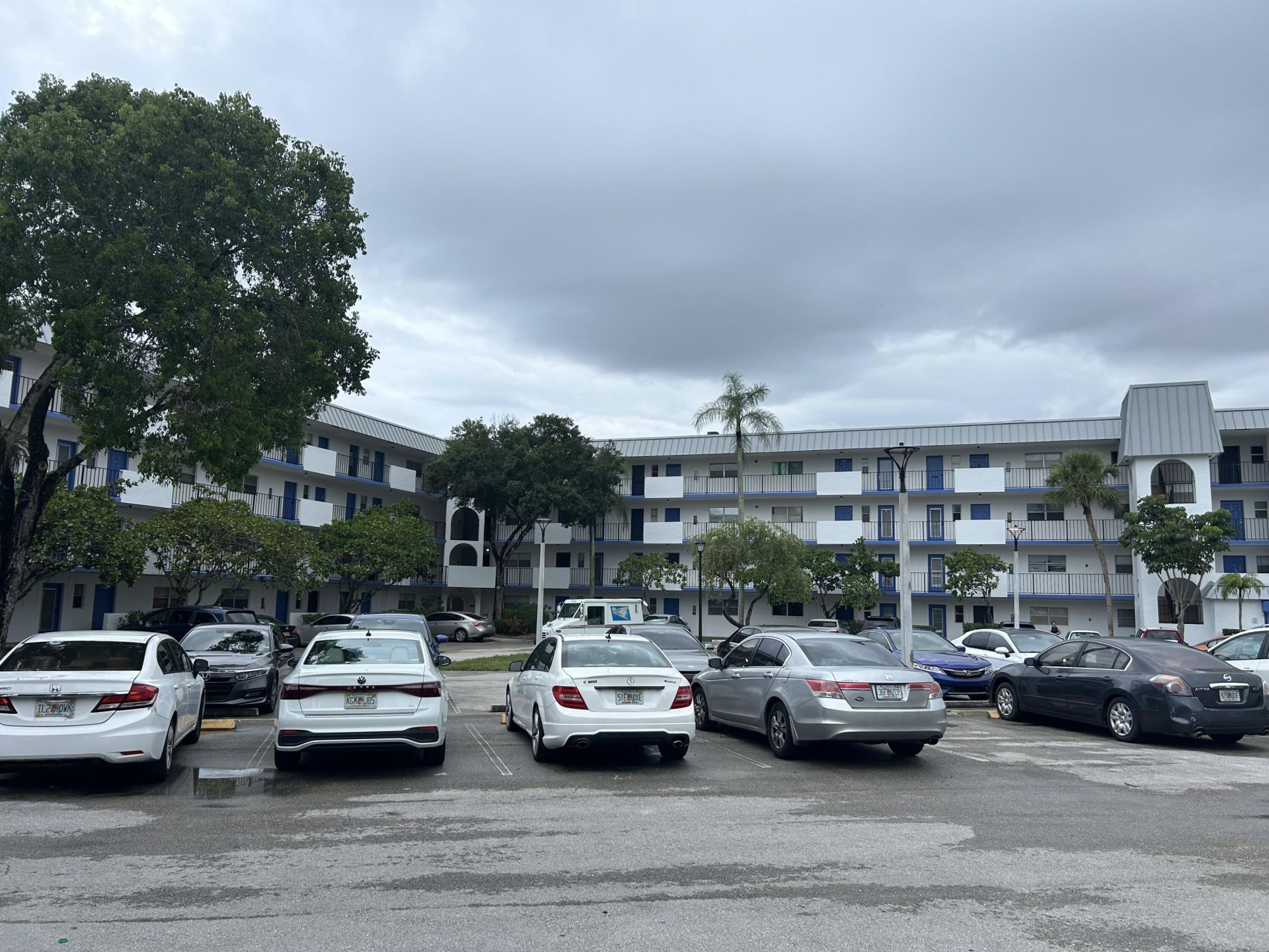 6100 S Falls Cir Drive, Unit 105, Lauderhill, FL 33319 Photo